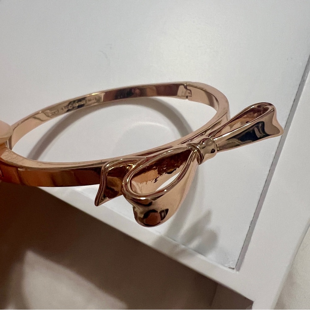 Kate Spade rose gold bow bracelet